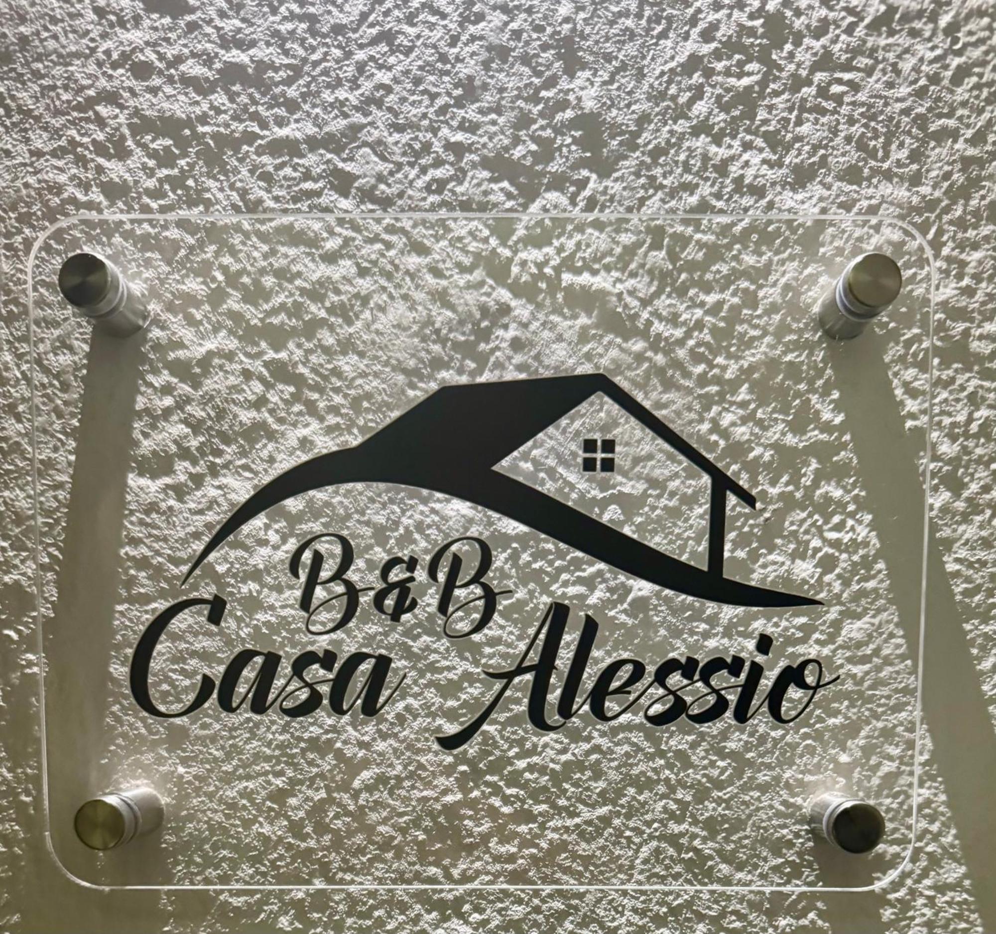 Casa Alessio - Elegante Appartamento Nel Cuore Di Cesano Maderno Luaran gambar